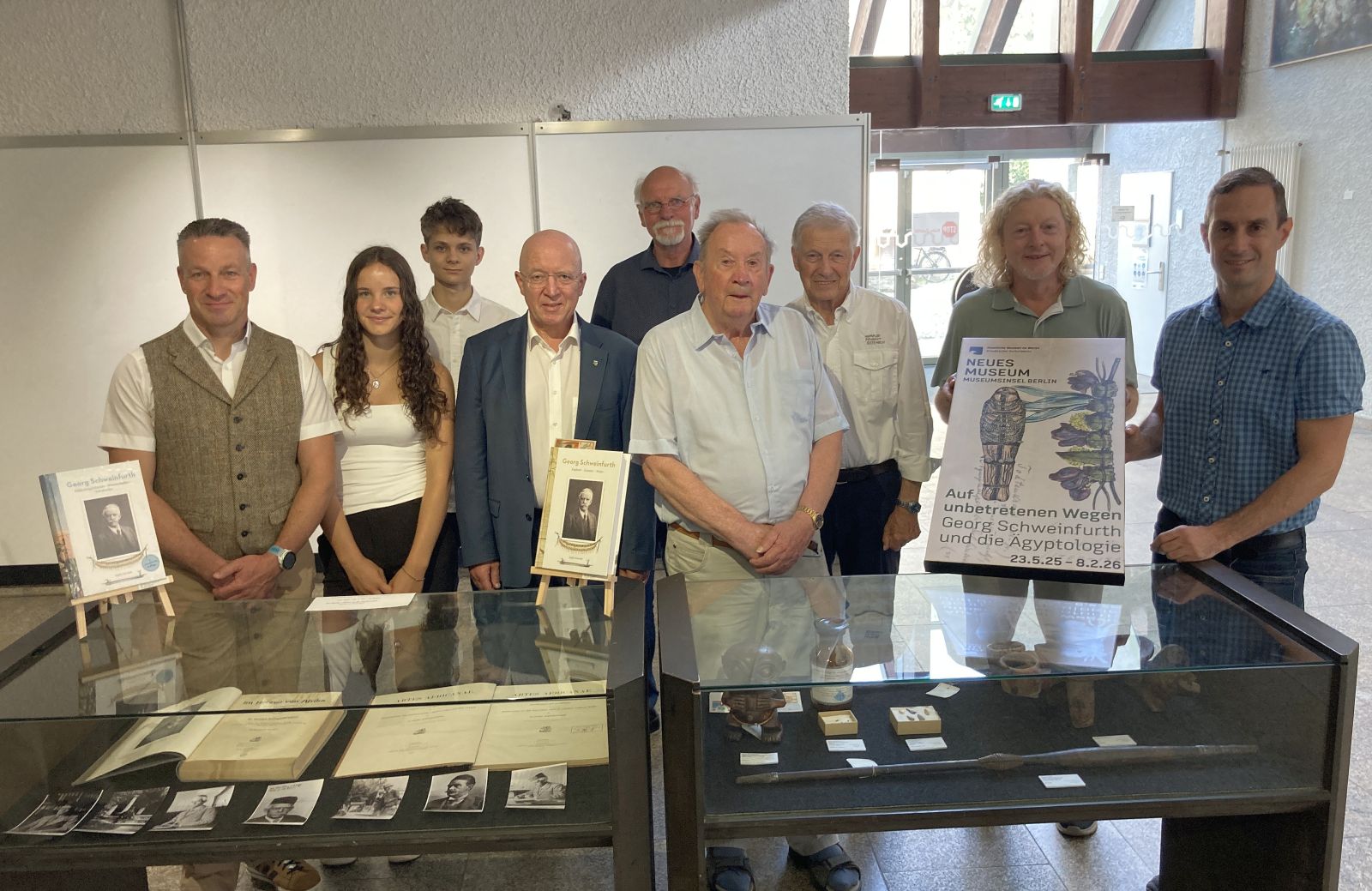 Gruppenfoto aller Beteiligten