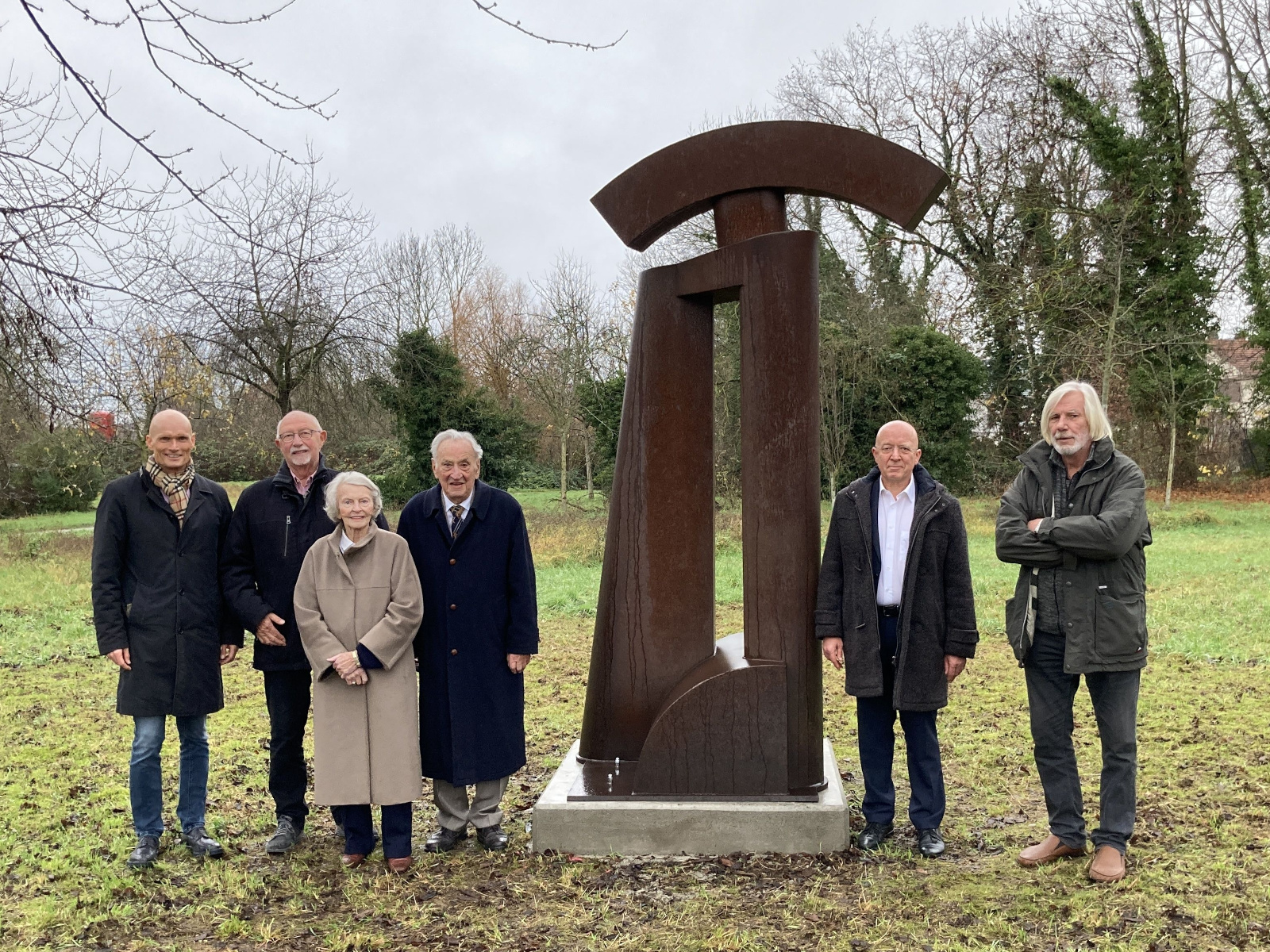Einweihung des neuen Kunstwerks in der Dr.-Martin-Luther-Straße.