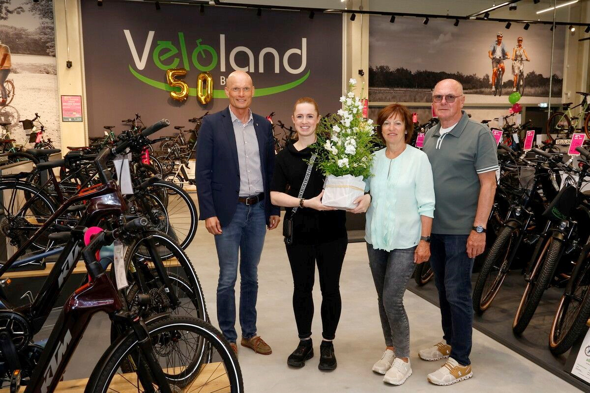 OB Dirk Elkemann besucht das Veloland Brand.